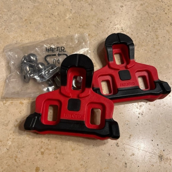 New women’s shimano cycling/ racing/ spinning shoes 🚵♀️ - Picture 7 of 8